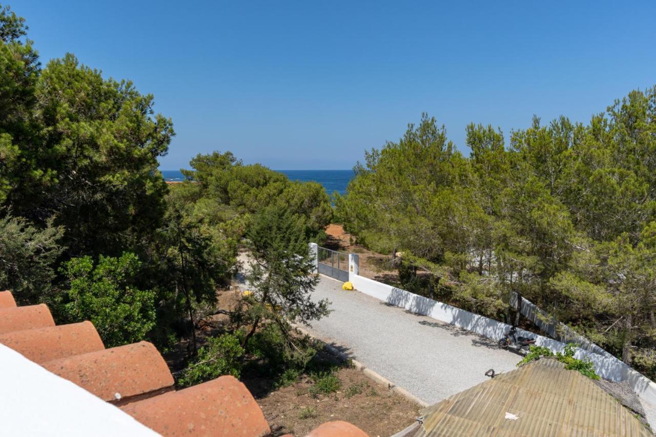 Hostal Restaurante Pou Des Lleo Sant Carles de Peralta Δωμάτιο φωτογραφία